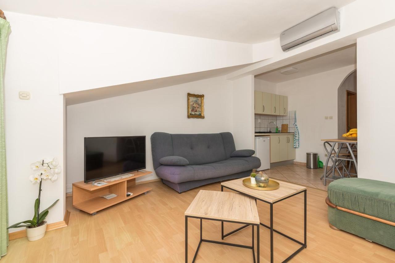 Apartments Zoka Makarska Luaran gambar